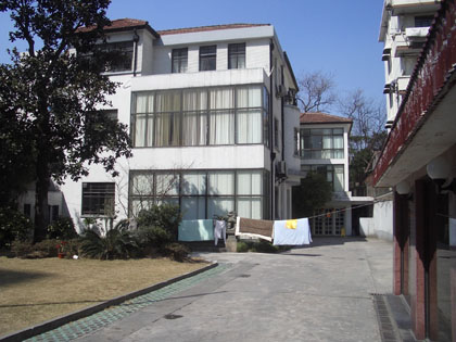 W�sche versch�nert die Architektur - II