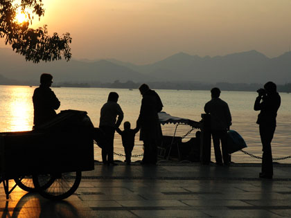 Sonnenuntergang-Suchbild