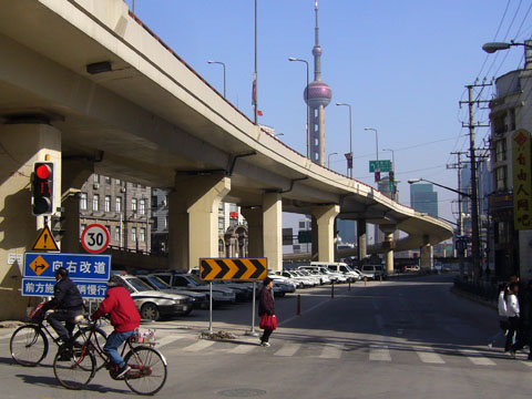 Hochstraße, kurz vorm Bund
