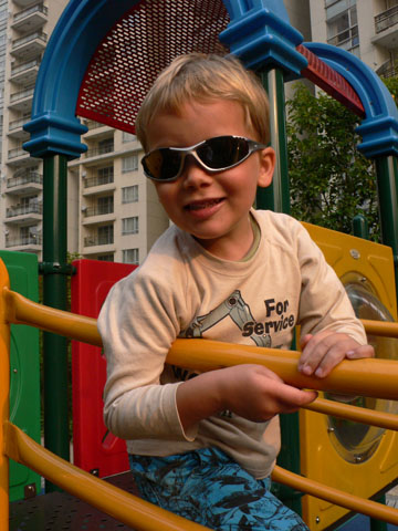 Morgens halb sieben auf dem Spielplatz