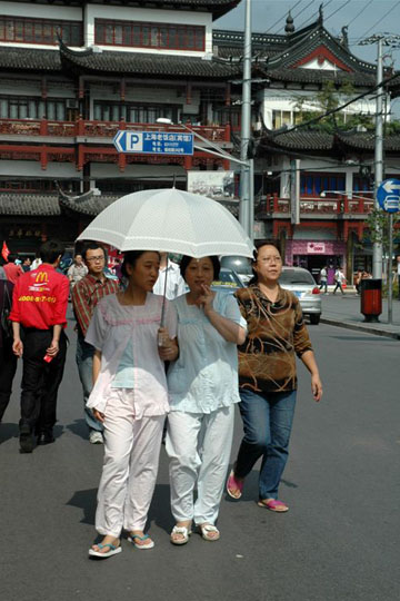 Es gibt sie noch, die Schlafanzuege!