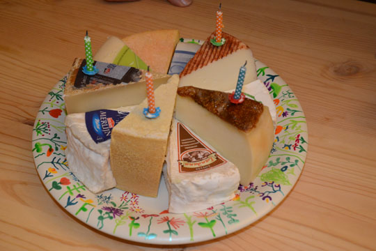 Cheese cake, custom-made